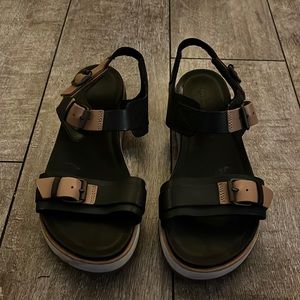 Merrell sandals in black